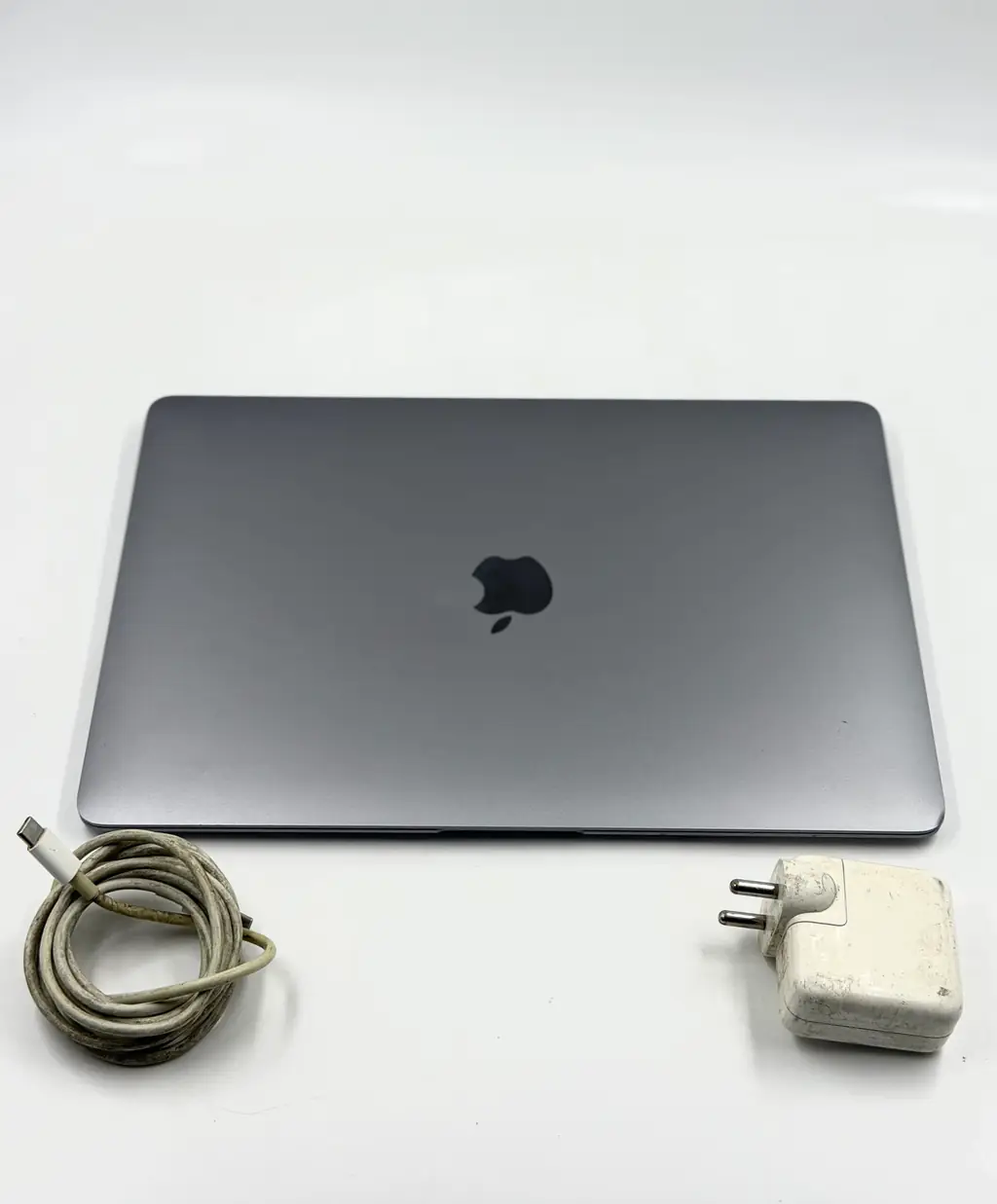 Buy Used Apple MacBook Air M1 Chip 13 inch (Preowned) 256GB – Best